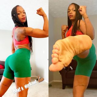 Eboni Adams feet photo 1