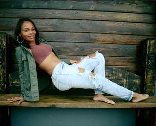 Eboni Adams feet photo 17