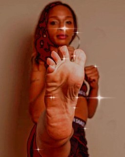 Eboni Adams feet photo 16