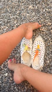 Ebru Akel feet photo 2