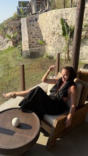 Ebru Akel feet photo 9