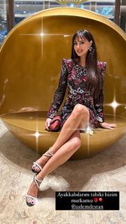 Ebru Destan feet photo 4
