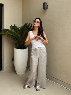 Ebru Gündes feet photo 1