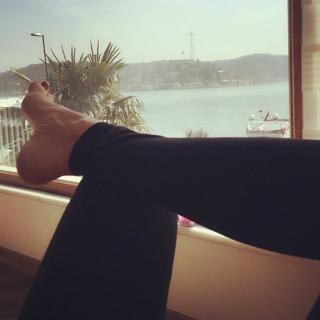 Ebru Polat feet photo 4