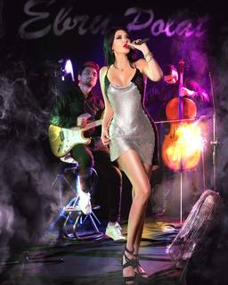 Ebru Polat feet photo 1