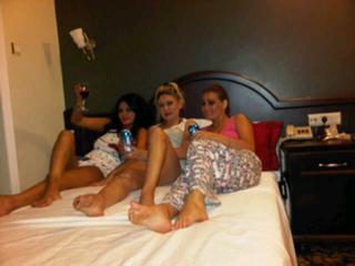 Ebru Polat feet photo 3