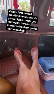 Ebru Polat feet photo 11