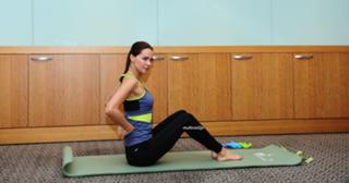 Ebru Salli feet photo thumbnail