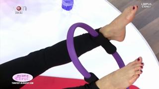 Ebru Salli feet photo thumbnail