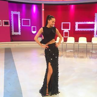 Ebru Salli feet photo thumbnail