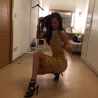 Ebru Salli feet photo thumbnail