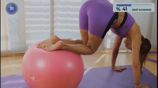 Ebru Salli feet photo thumbnail