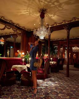 Ebru Salli feet photo thumbnail