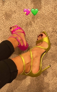 Ebru Salli feet photo thumbnail