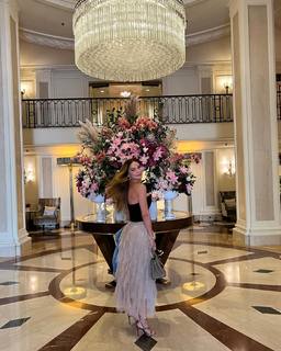 Ebru Salli feet photo thumbnail