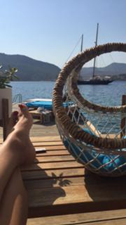 Ebru Yasar feet photo 6