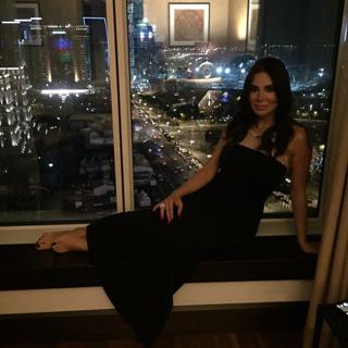 Ebru Yasar feet photo 15