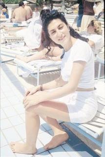 Ebru Yasar feet photo 8