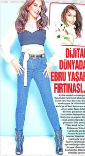 Ebru Yasar feet photo 10