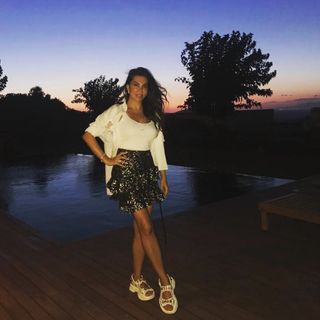 Ebru Yasar feet photo 3