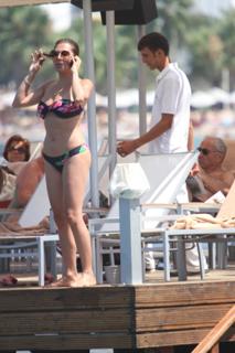 Ebru Yasar feet photo 14