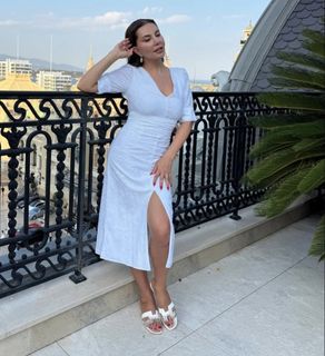 Ebru Yasar feet photo 12