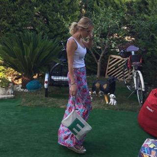 Ece Erken feet photo thumbnail