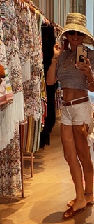 Ece Erken feet photo thumbnail