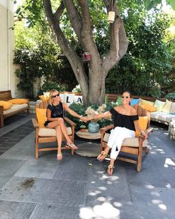 Ece Erken feet photo thumbnail