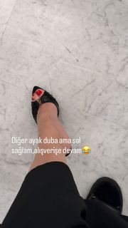 Ece Erken feet photo 2