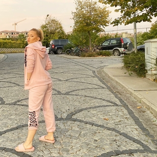Ece Seckin feet photo 6