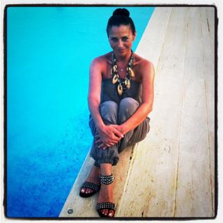 Ece Uslu feet photo 17