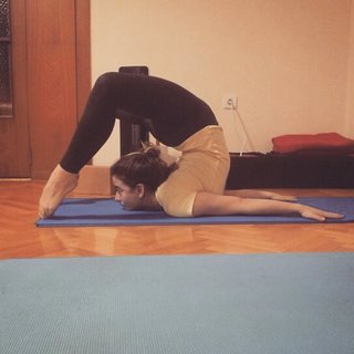 Ece Yasar feet photo 3