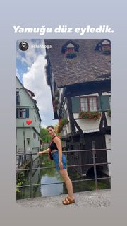 Ece Yasar feet photo 8