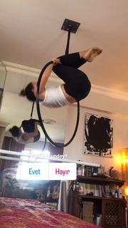 Ece Yasar feet photo 6