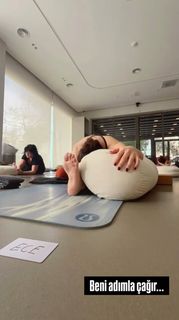 Ece Yasar feet photo 6