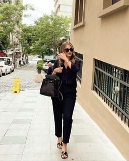 Eda Ece feet photo thumbnail