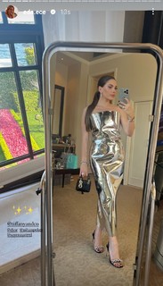 Eda Ece feet photo thumbnail