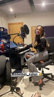 Eden Ben Zaken feet photo 11
