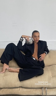 Eden Fines feet photo 1