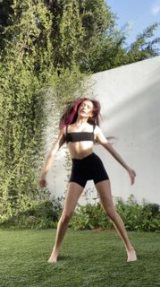Eden Golan feet photo 3