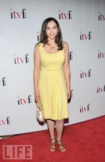 Eden Riegel feet photo 3