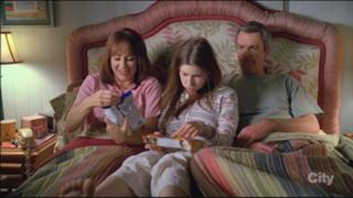 Eden Sher feet photo thumbnail