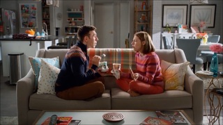 Eden Sher feet photo thumbnail