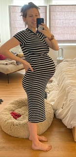 Eden Sher feet photo thumbnail
