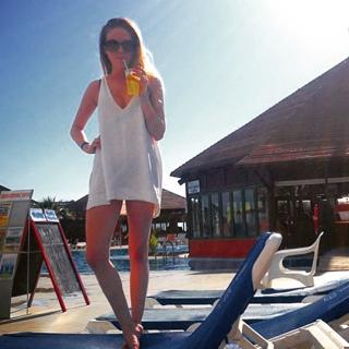 Eden Taylor-Draper feet photo 1