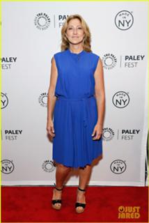 Edie Falco feet photo thumbnail