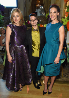 Edie Falco feet photo thumbnail