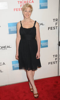 Edie Falco feet photo thumbnail