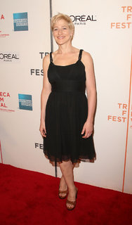 Edie Falco feet photo thumbnail